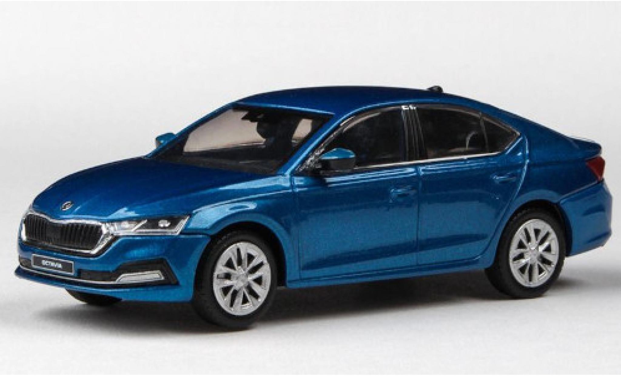 Skoda Octavia 1/43 Abrex IV metallic blue 2020 diecast model cars