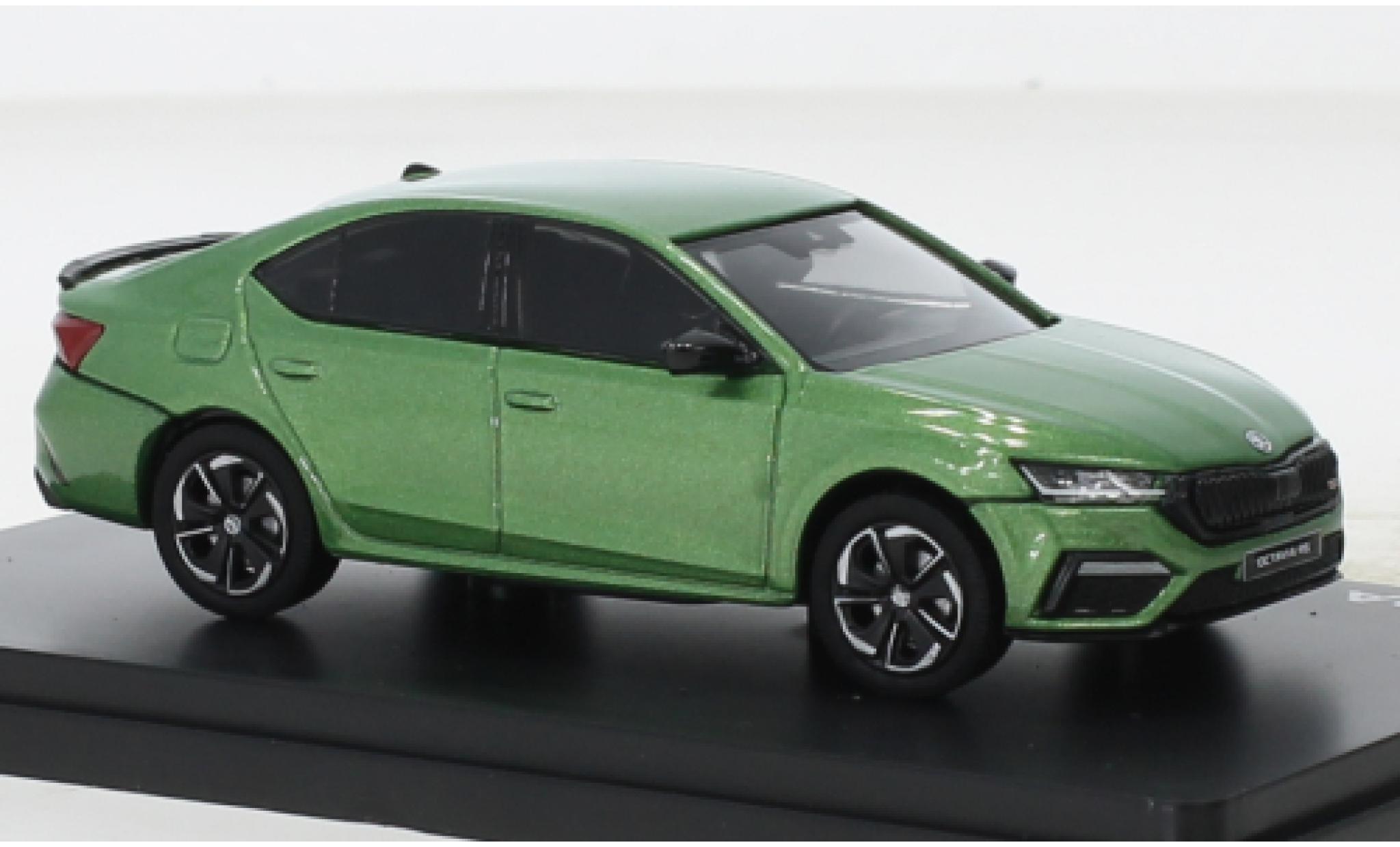 Skoda Octavia 1/43 Abrex IV RS metallise green 2020 1:43 diecast model cars