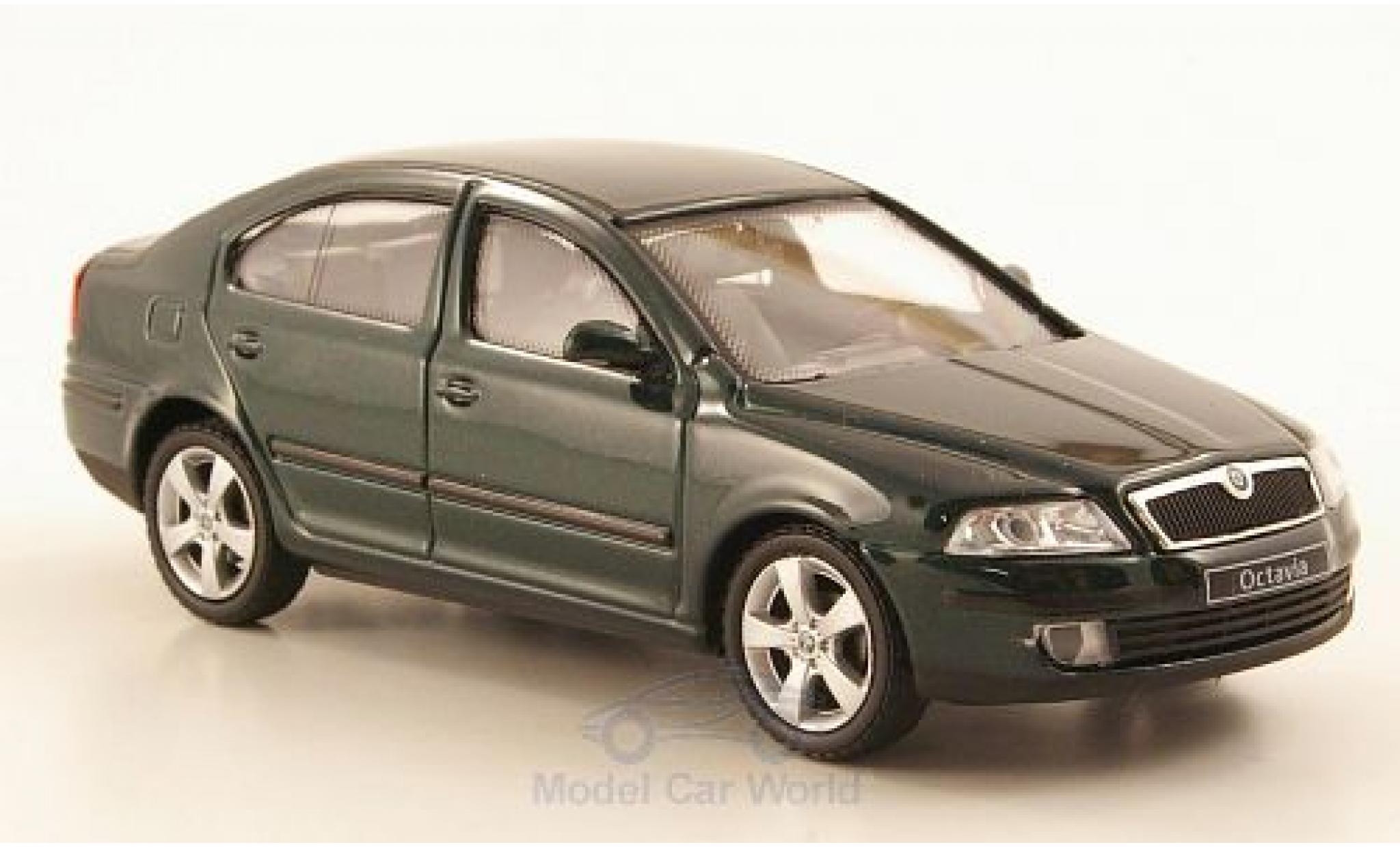 Skoda Octavia 1/43 Abrex metallic green 2004 diecast model cars