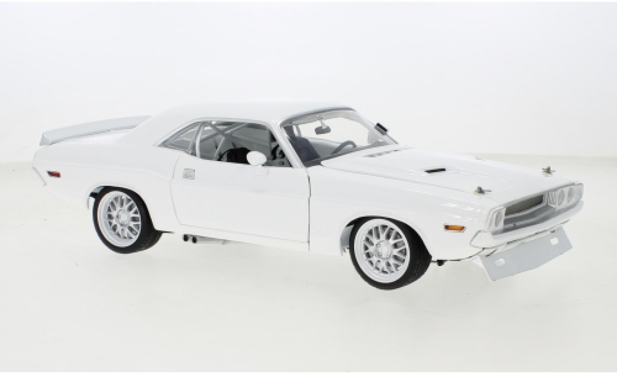 Dodge Challenger 1/18 ACME white Kowalski 1970 diecast model cars