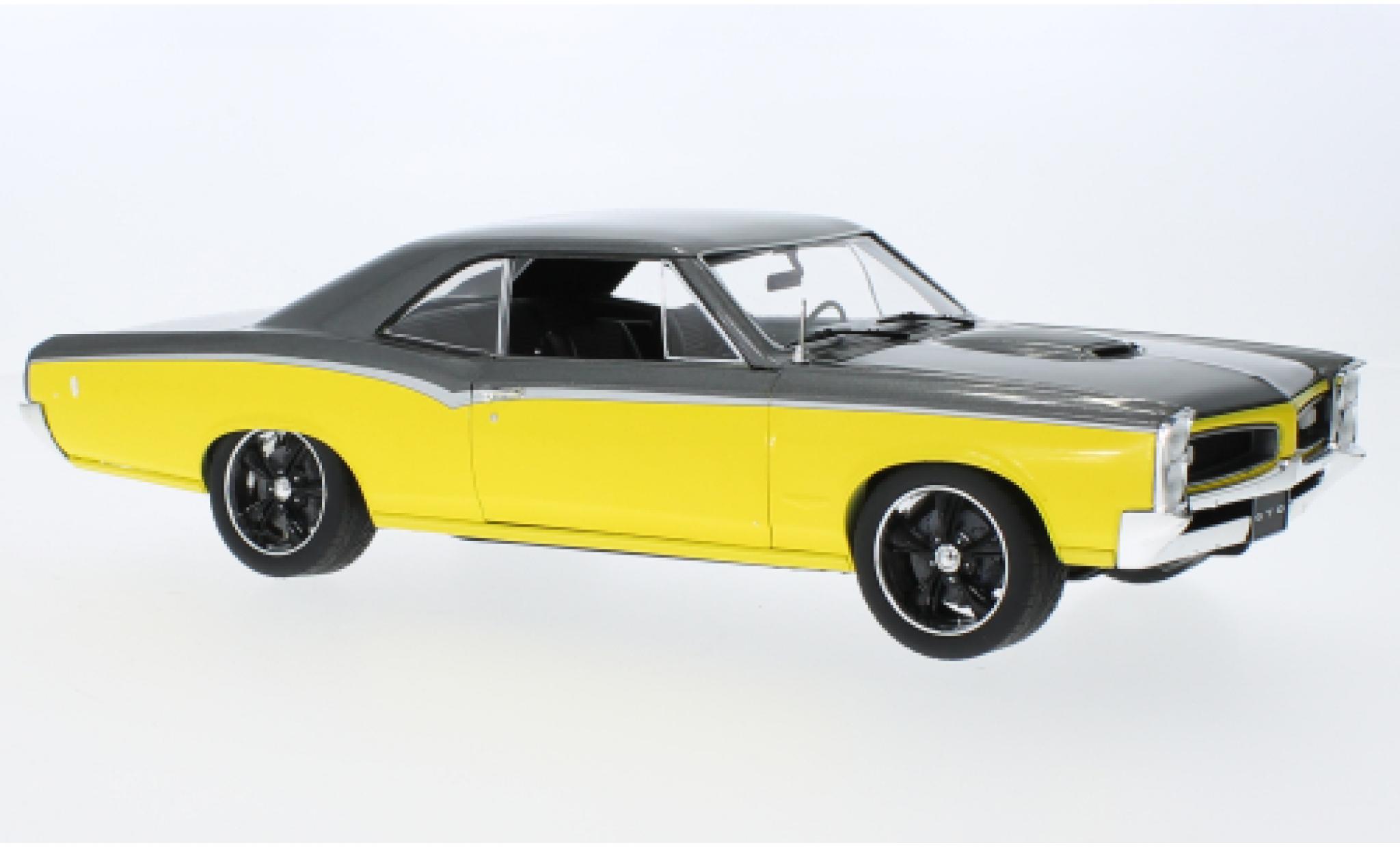 Pontiac GTO 1/18 ACME Restomod yellow/black 1966 diecast model cars