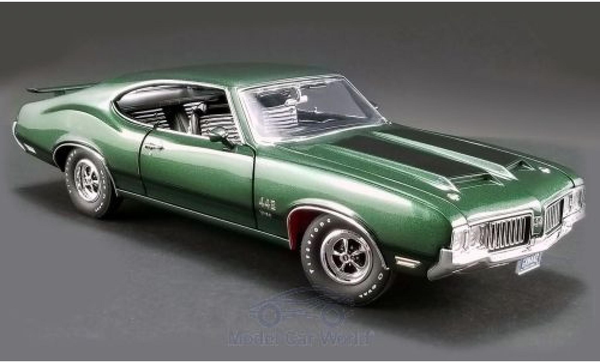 Oldsmobile 442 1/18 ACME W-30 metallic green/black 1970 diecast model cars