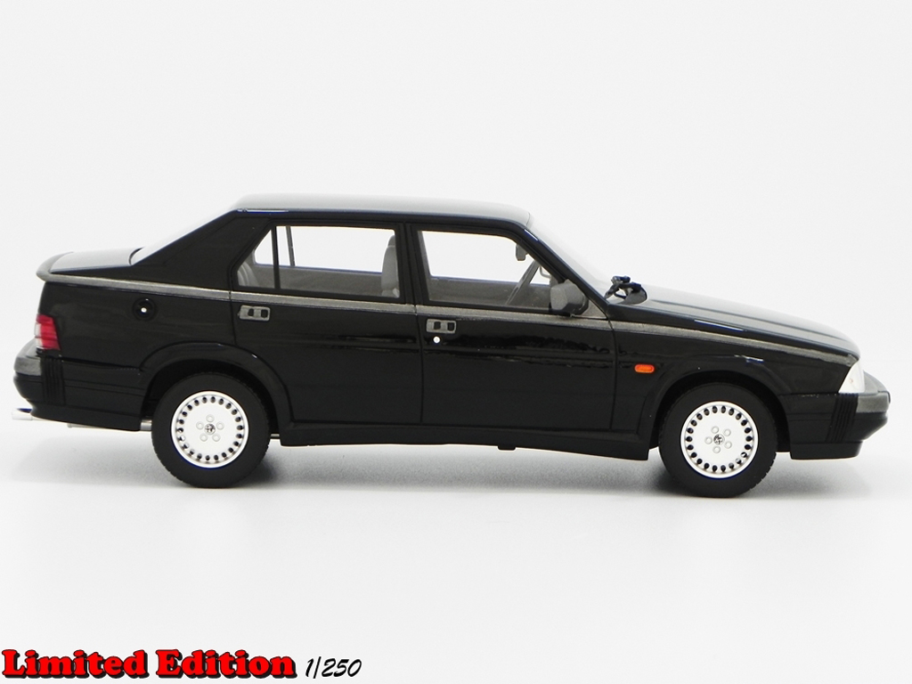 Alfa Romeo 75 3.0 v6 LM087B black 1/18 Laudoracing Models