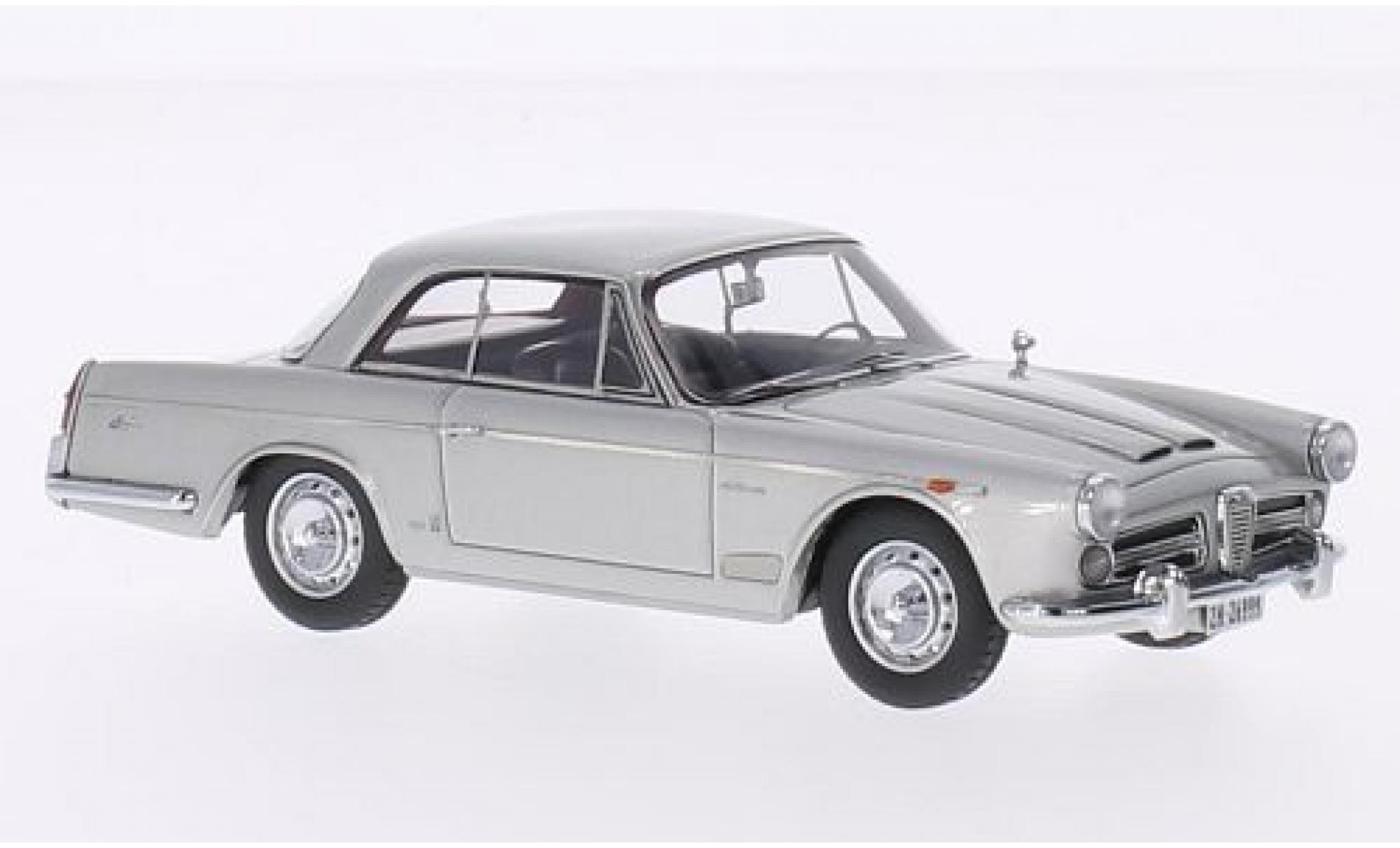 Alfa Romeo 2000 1/43 Matrix S Coupe silver 1:43 diecast model cars