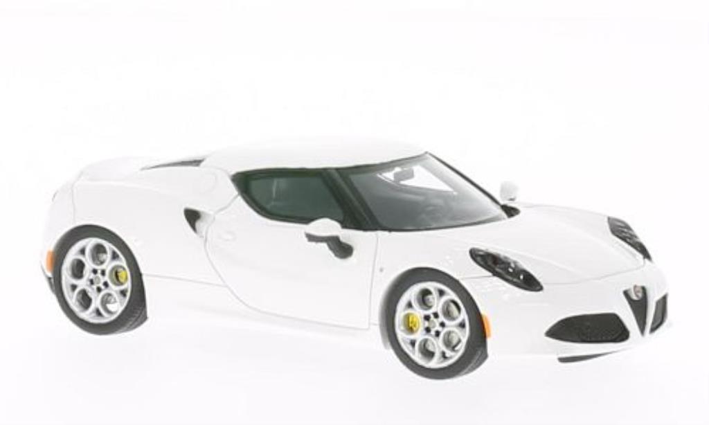 Alfa Romeo 4C 1/43 Spark white diecast model cars