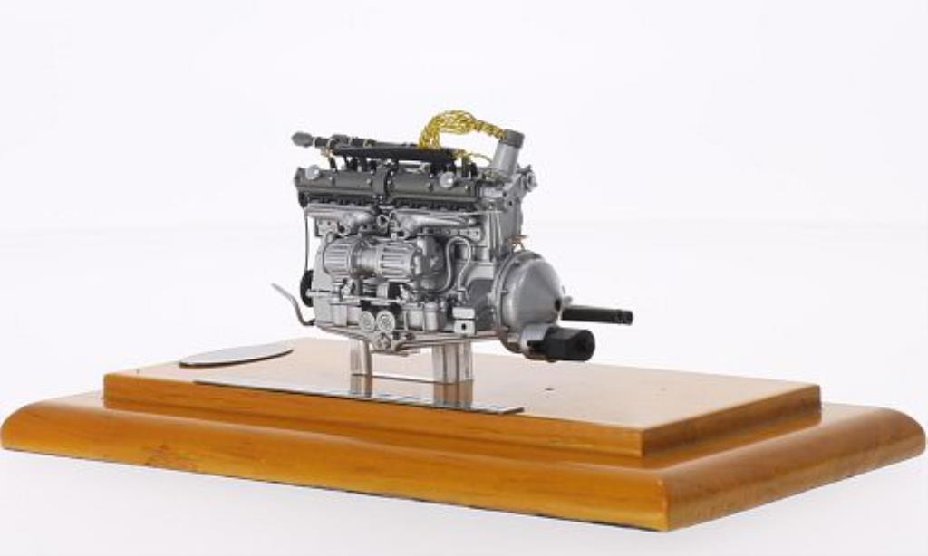 Alfa Romeo 8C 2900 1/18 CMC 2900 B Motoraggregat 1938 diecast model cars