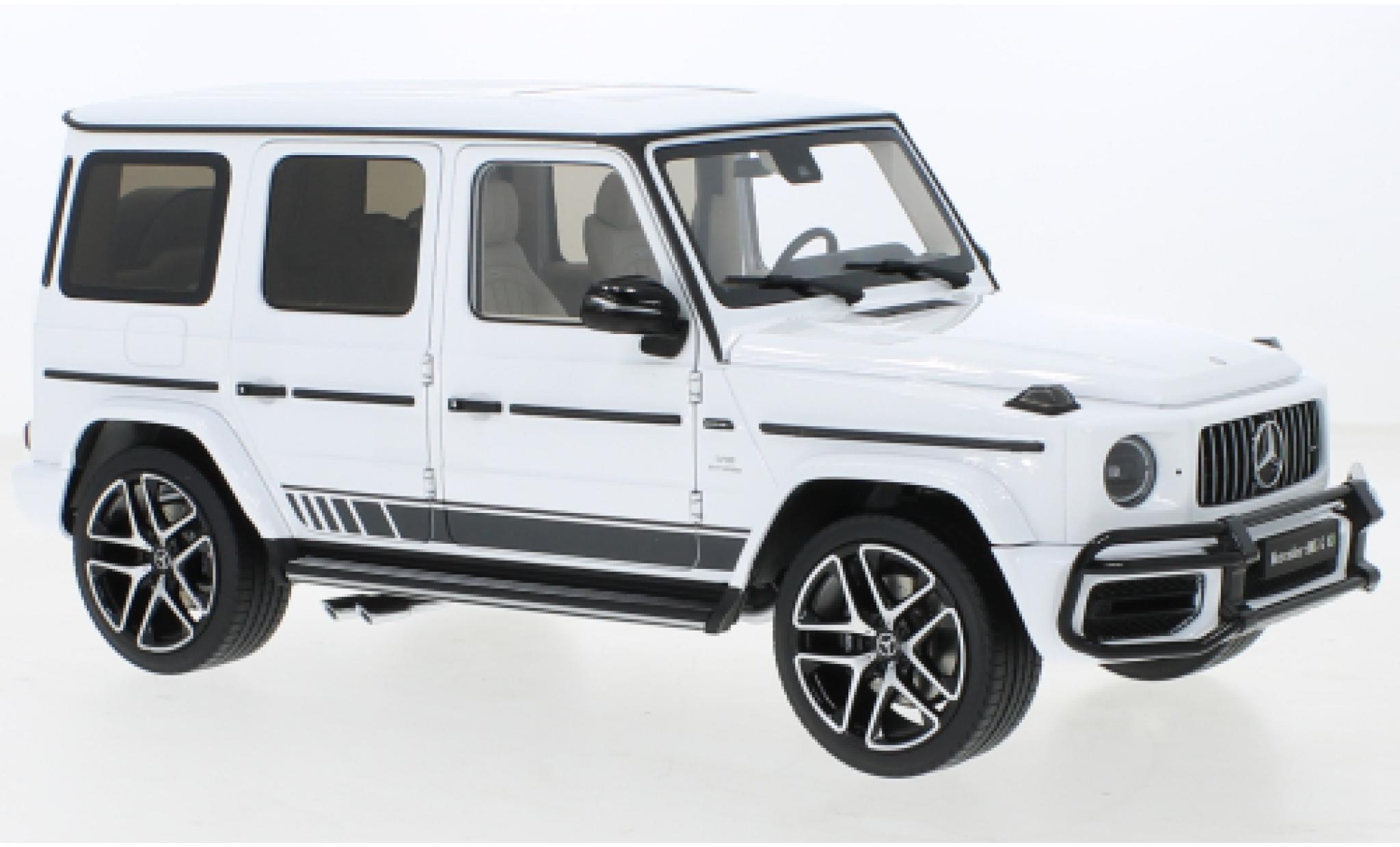 Mercedes Classe G 1/18 Almost Real AMG G63 (W463) white 2019 diecast model cars