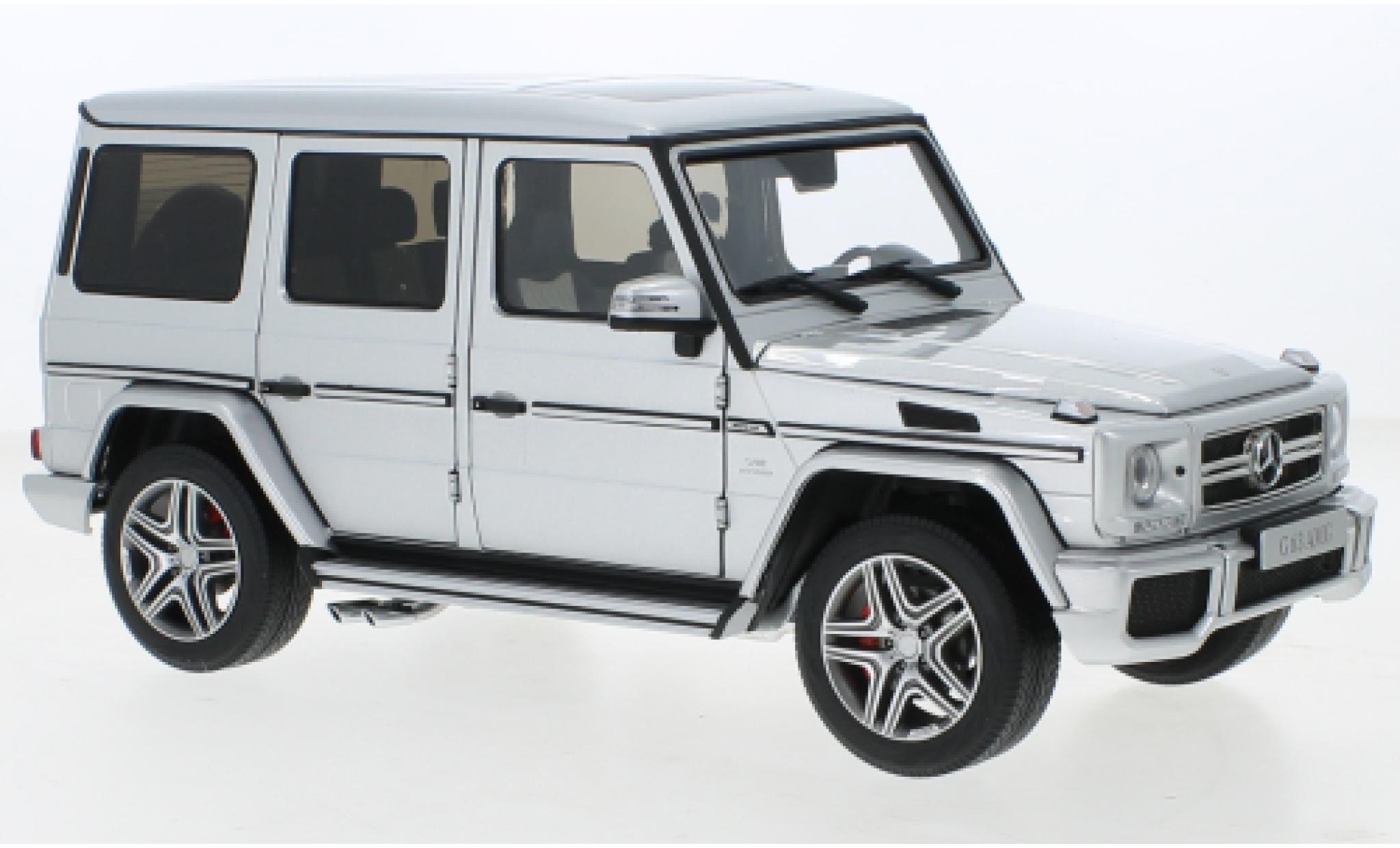 Mercedes Classe G 1/18 Almost Real AMG G63 (W463) d 2015 diecast model cars