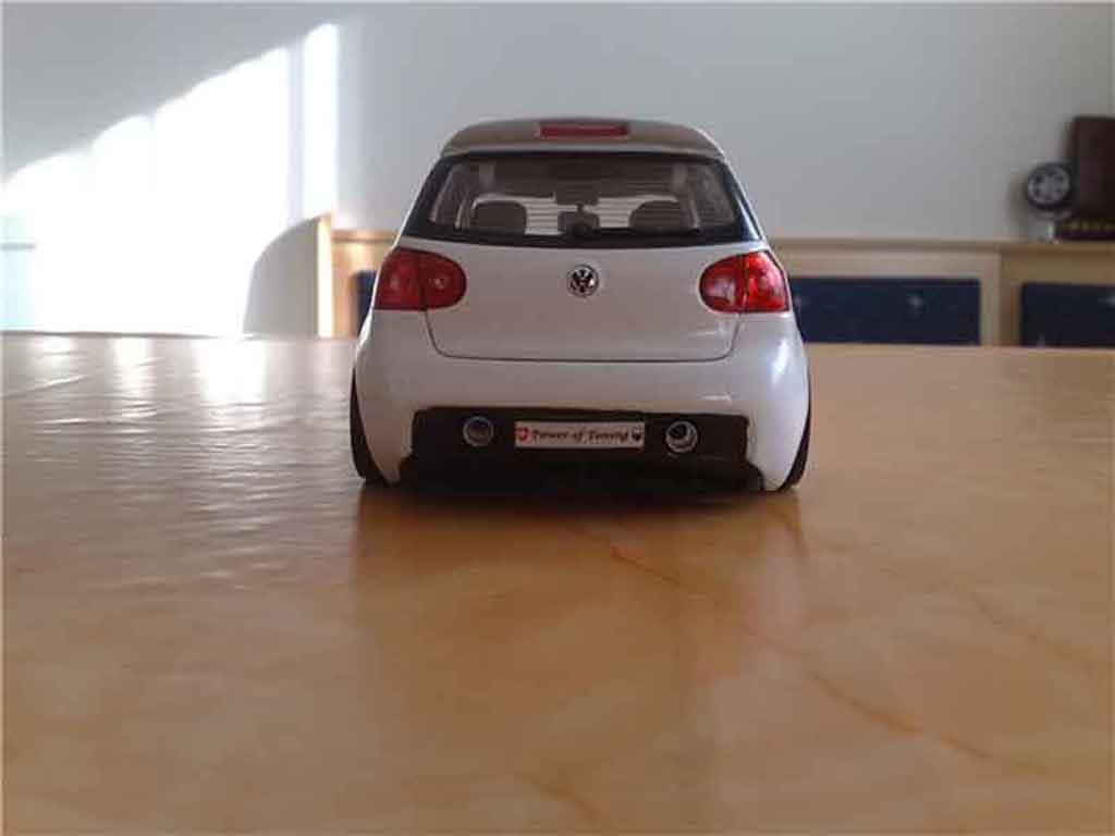 Volkswagen Golf GTI white jantes bbs 1/18 Norev