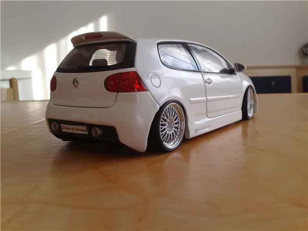 Volkswagen Golf GTI white jantes bbs 1/18 Norev