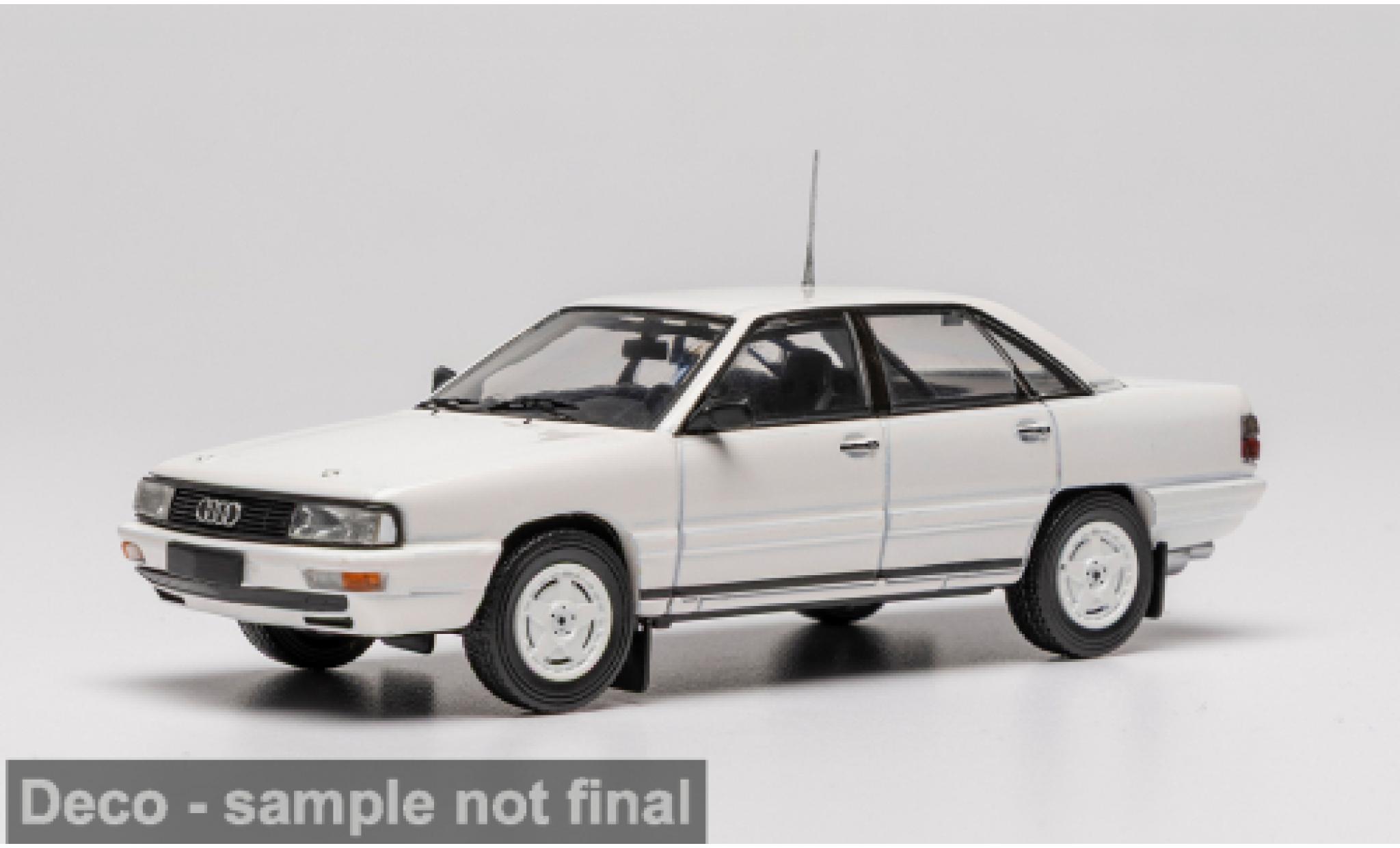 Audi 200 1/43 IXO (C3) Quattro white 1989 1:43 diecast model cars