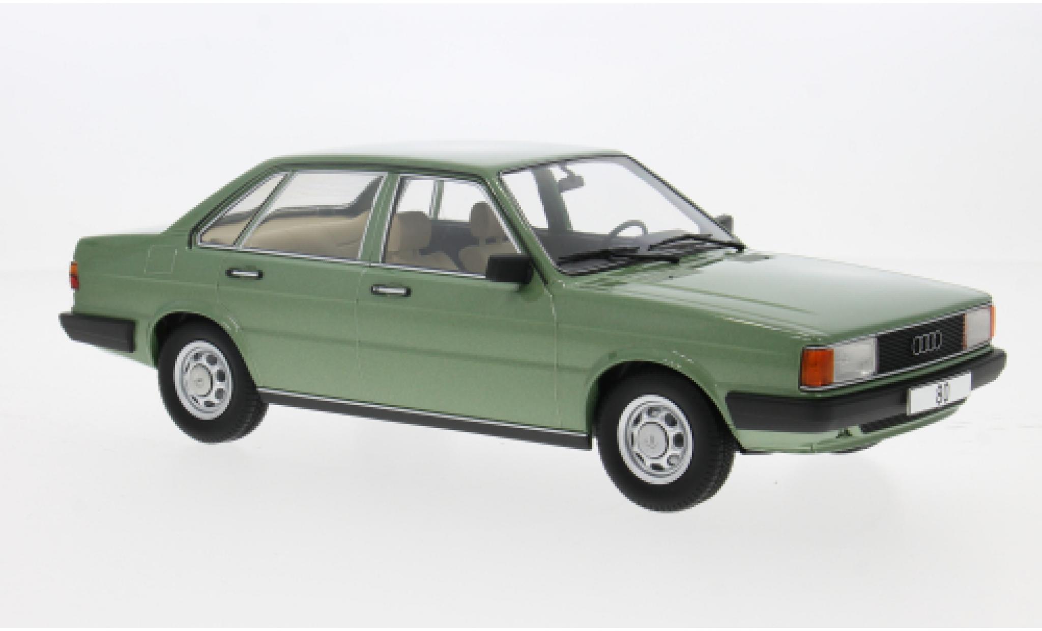Audi 80 1/18 MCG (B2) green 1978 1:18 diecast model cars