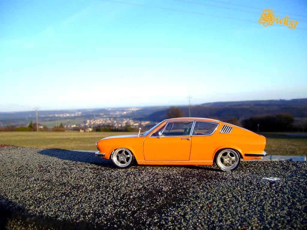 Audi 100 coupe S 1970 orange jantes porsche 1/18 Anson