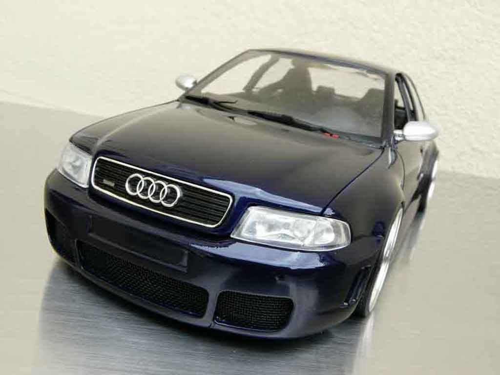 Audi RS4 avant b5 jantes bbs 20 pouces 1/18 Ut Models