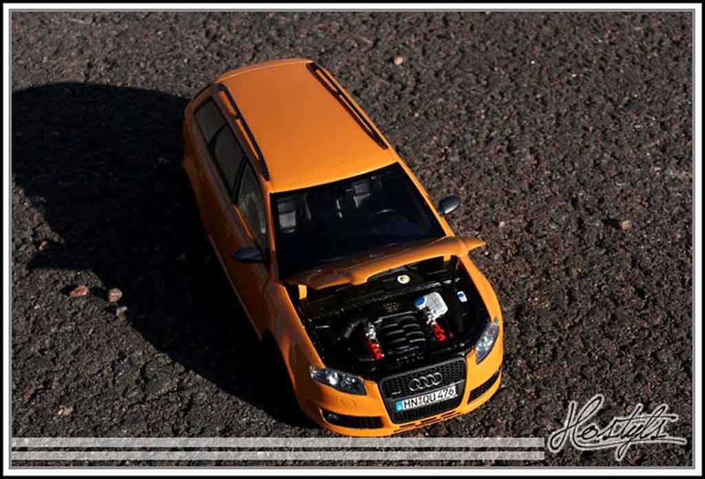 Audi RS4 avant orange papaye 1/18 Minichamps