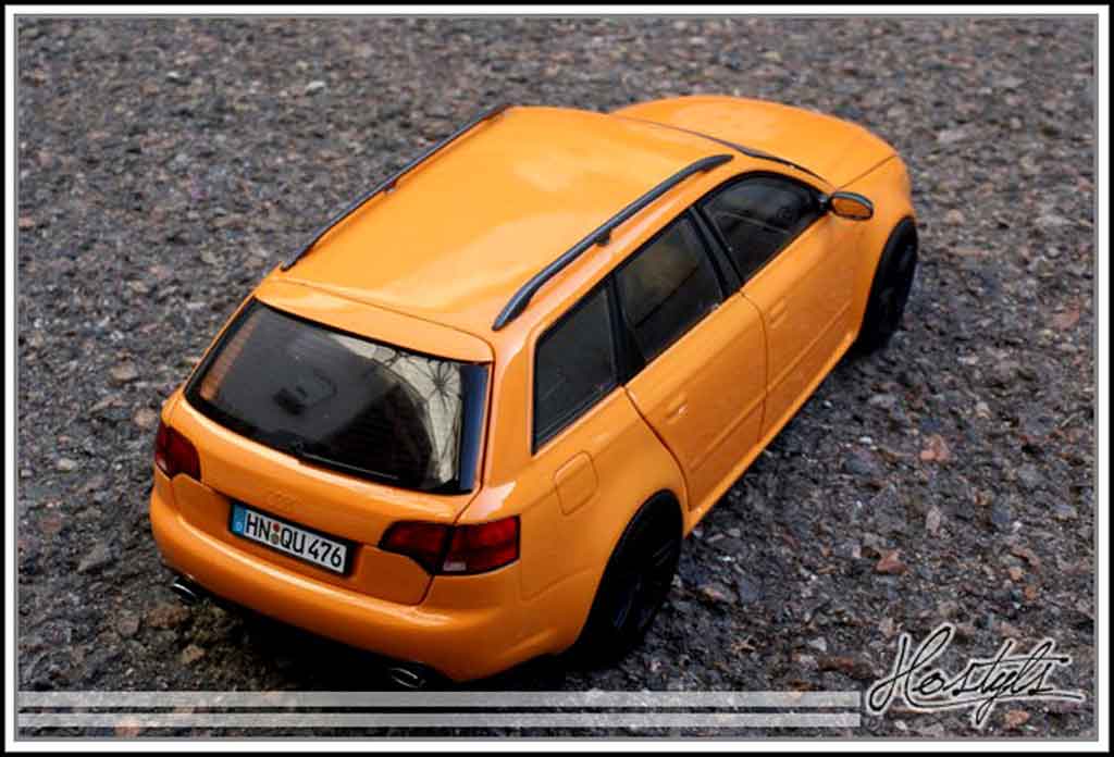 Audi RS4 avant orange papaye 1/18 Minichamps