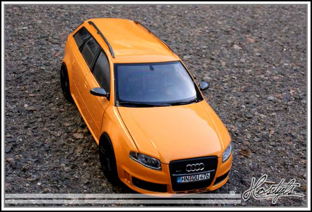 Audi RS4 avant orange papaye 1/18 Minichamps