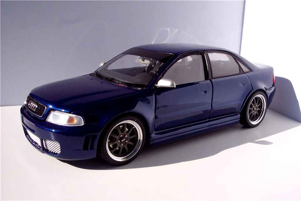 Audi S4 berline kit rs4 blue jantes kinesis 1/18 Ut Models
