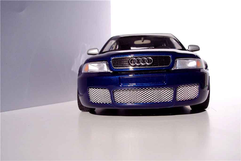 Audi S4 berline kit rs4 blue jantes kinesis 1/18 Ut Models