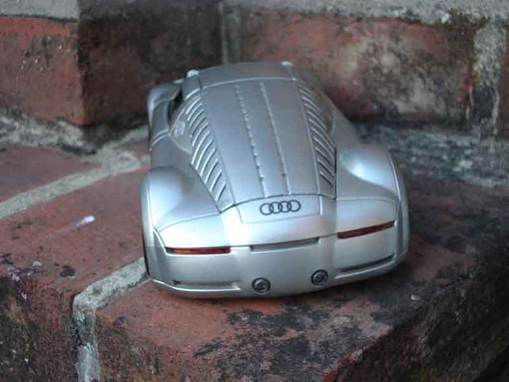 Audi Supersportwagen concept pinkmeyer 1/18 Maisto