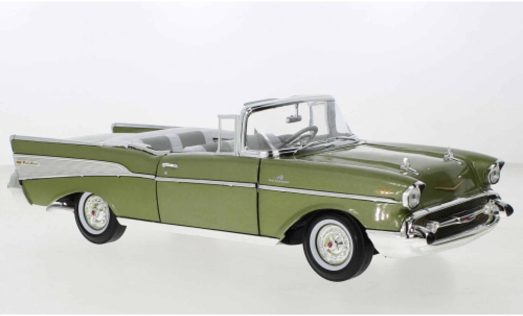 Chevrolet Bel Air 1/18 Auto World Convertible metallise green 1957 diecast model cars