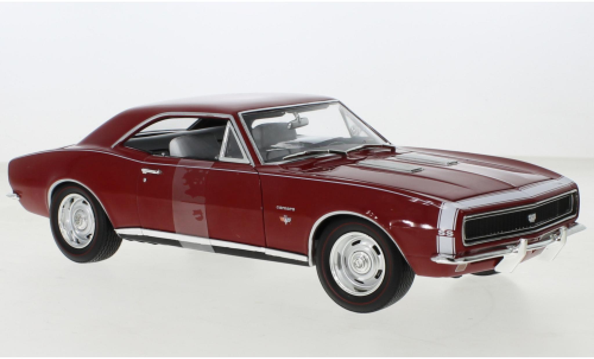 Chevrolet Camaro 1/18 Auto World SS/RS red 1967 diecast model cars