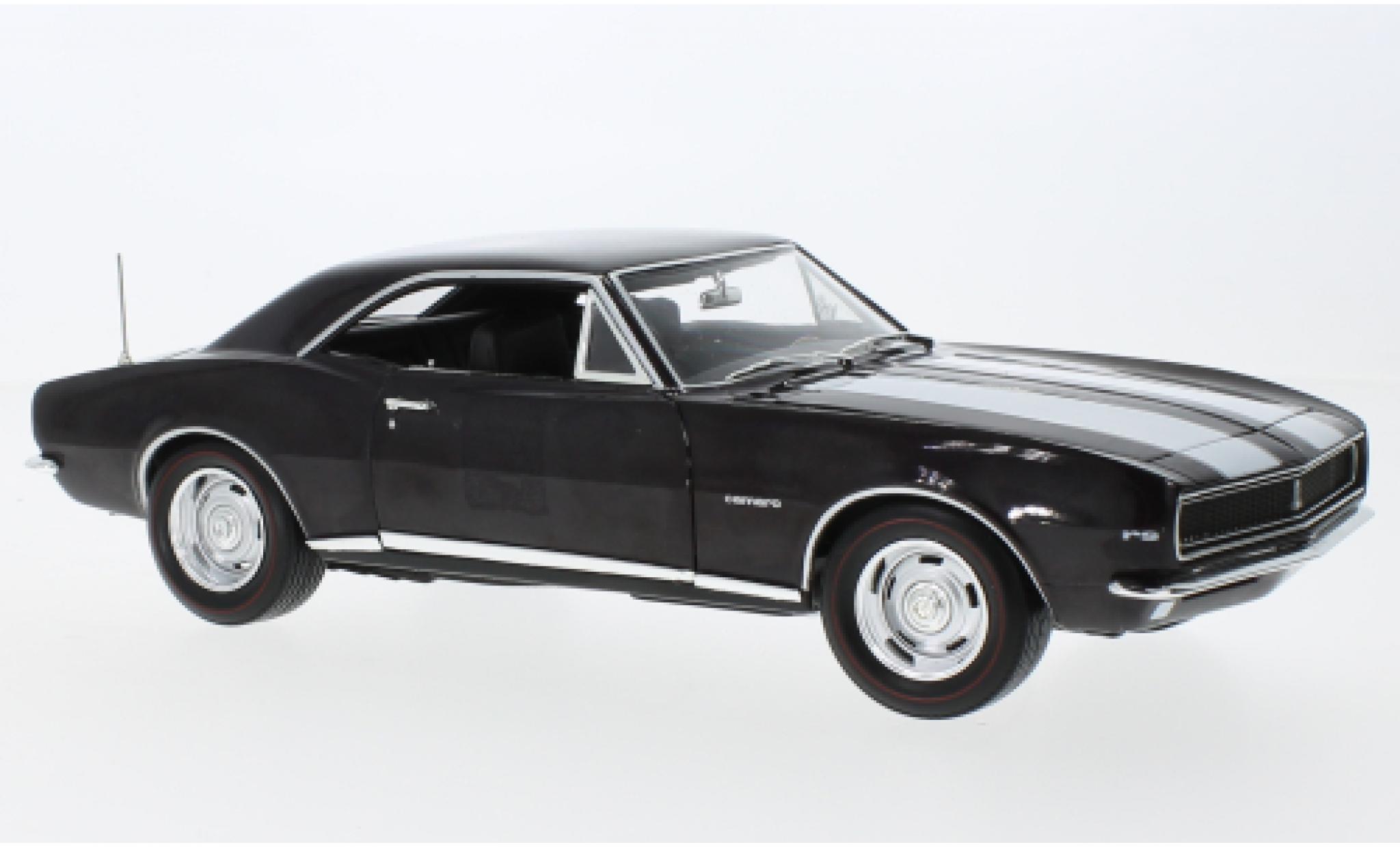 Chevrolet Camaro 1/18 Auto World Z/28 purple/white 1967 diecast model cars