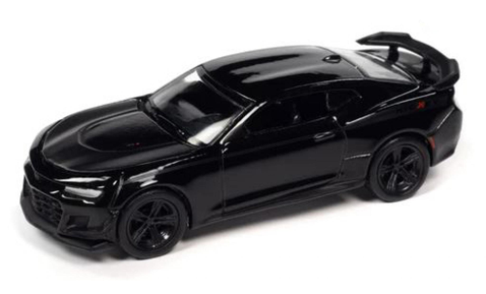 Chevrolet Camaro 1/64 Auto World ZL1 1LE Nickey black 2019 diecast model cars