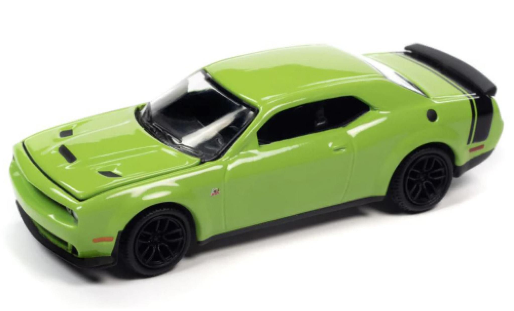 Dodge Challenger 1/64 Auto World R/T Scat Pack la chaux 2019 diecast model cars