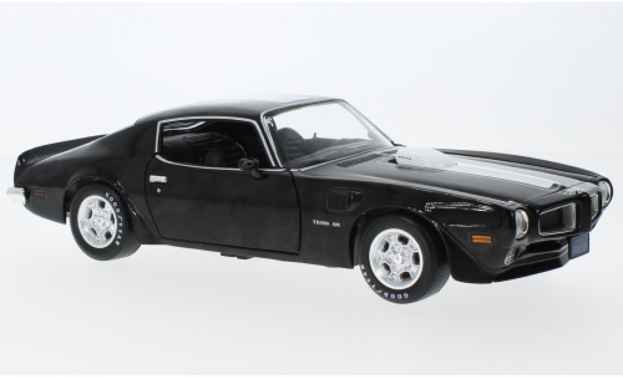 Pontiac Firebird 1/18 Auto World Trans Am black/white 1972 diecast model cars