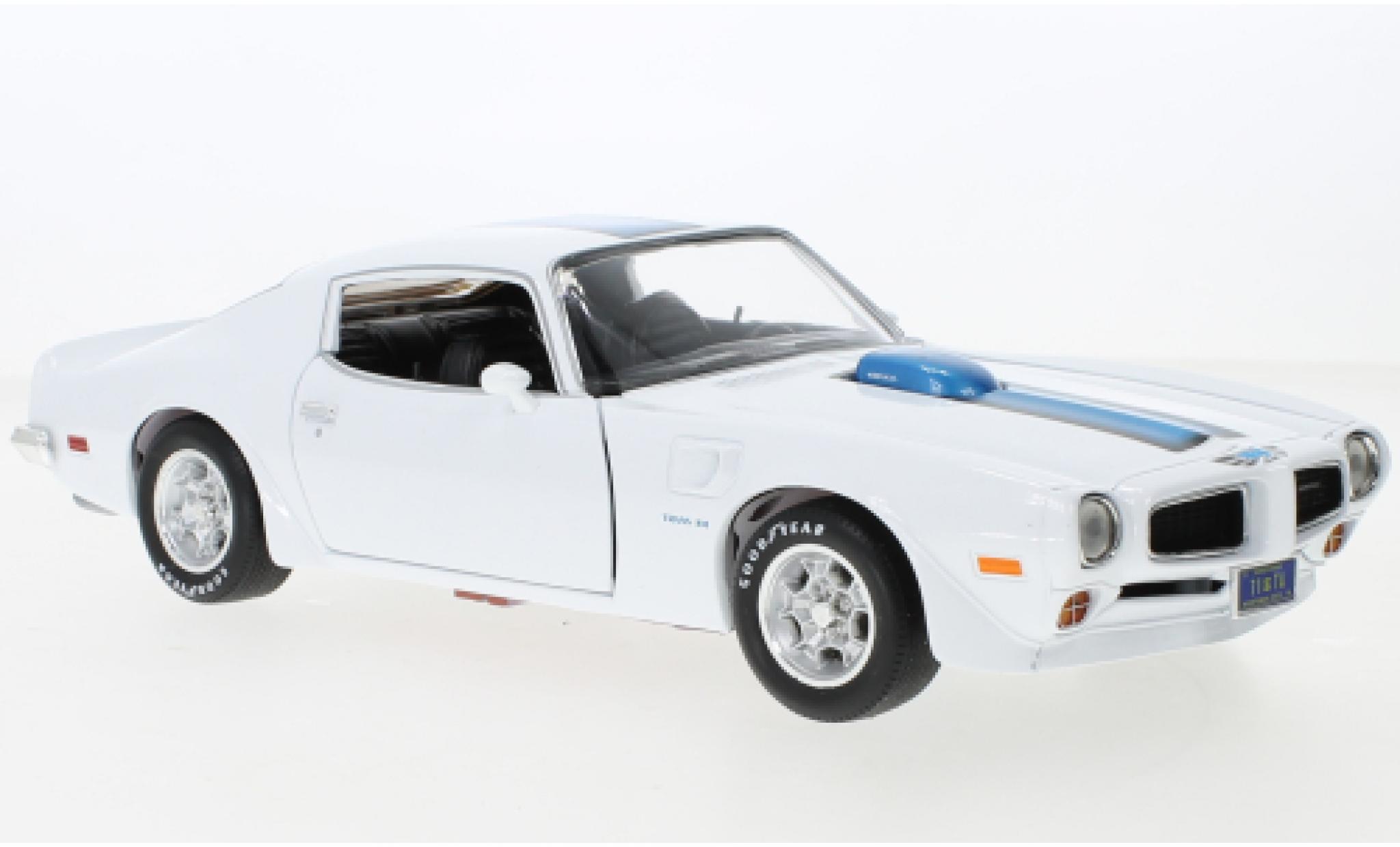 Pontiac Firebird 1/18 Auto World Trans Am white/metallise blue 1971 diecast model cars