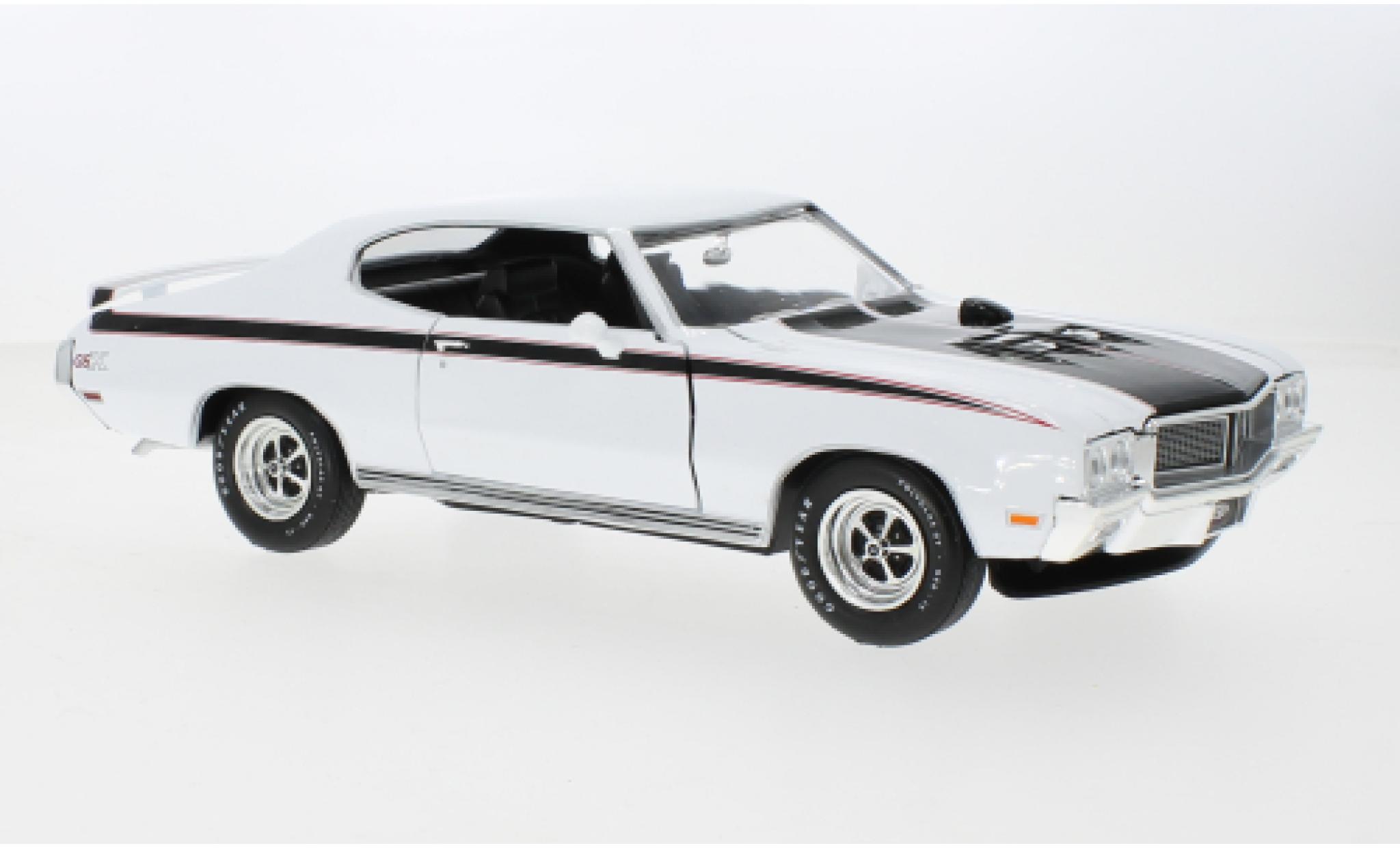 Buick GS 1/18 Auto World X white 1970 1:18 diecast model cars