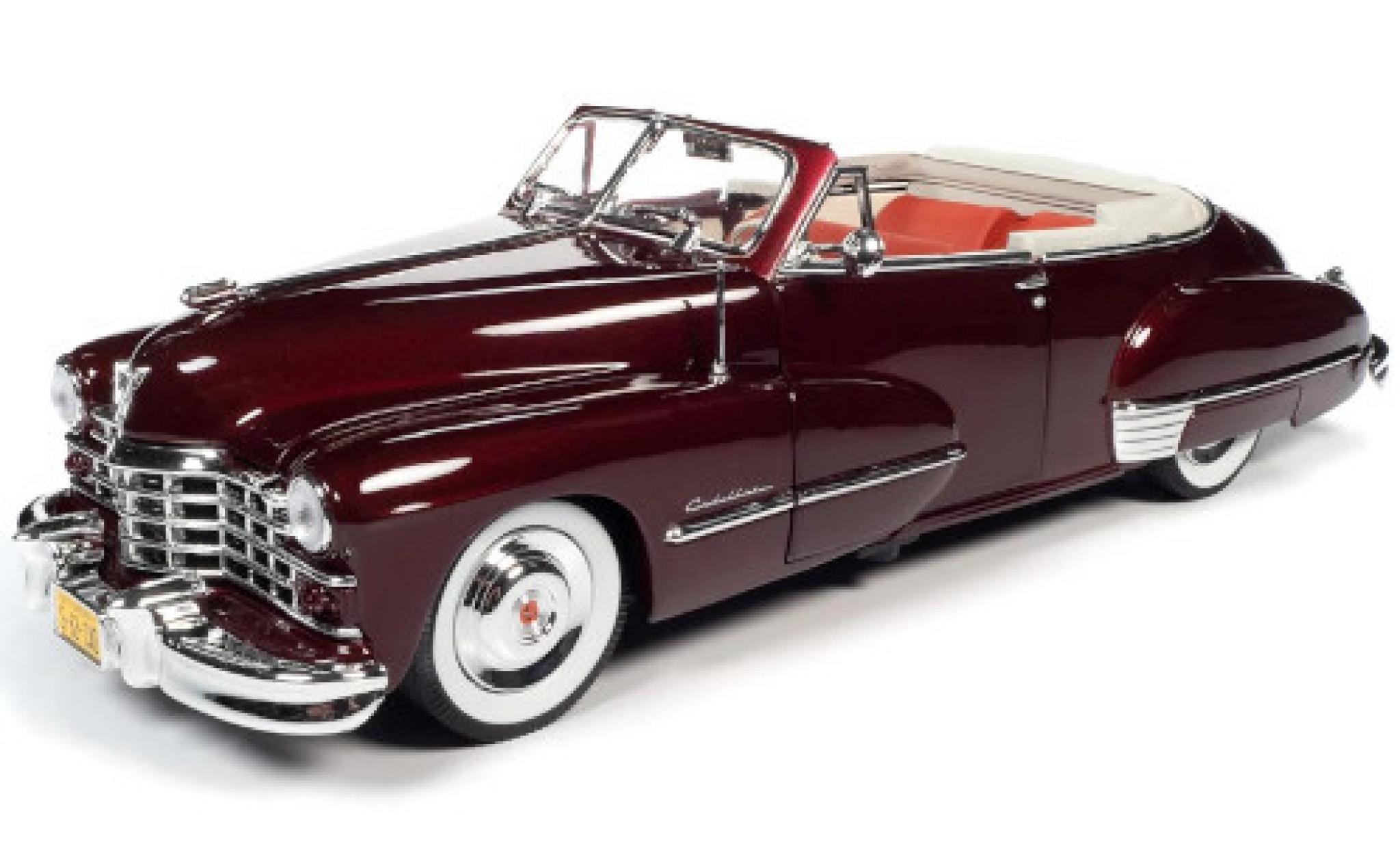 Cadillac Series 62 1/18 Auto World Convertible red 1947 diecast model cars