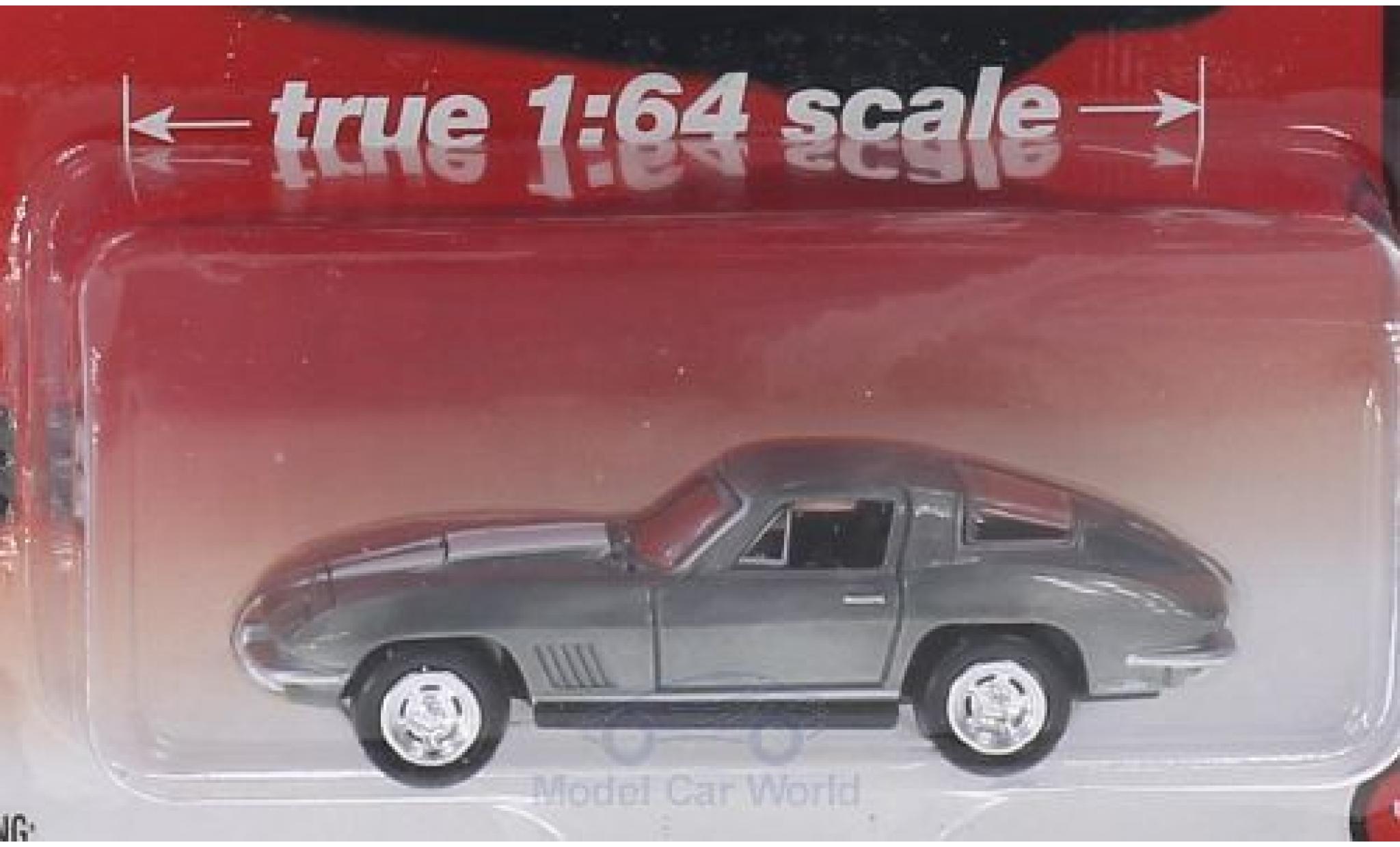 Chevrolet Corvette 1/64 Auto World StingRay 427 Special Version grey/white 1967 ohne Vitrine diecast model cars
