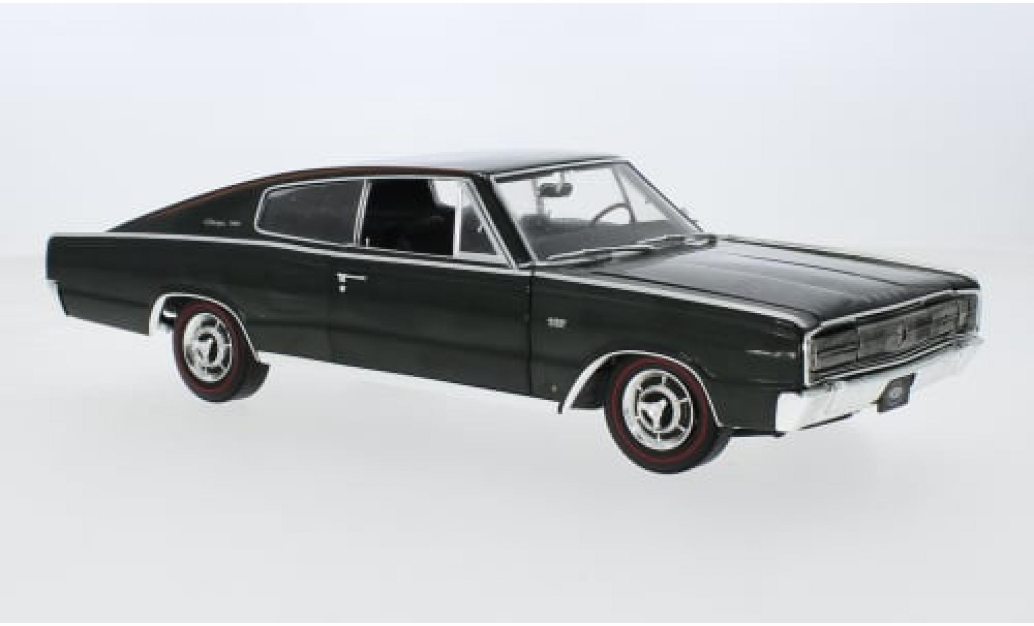 Dodge Charger 1/18 Auto World metallise green/black 1966 1:18 diecast model cars