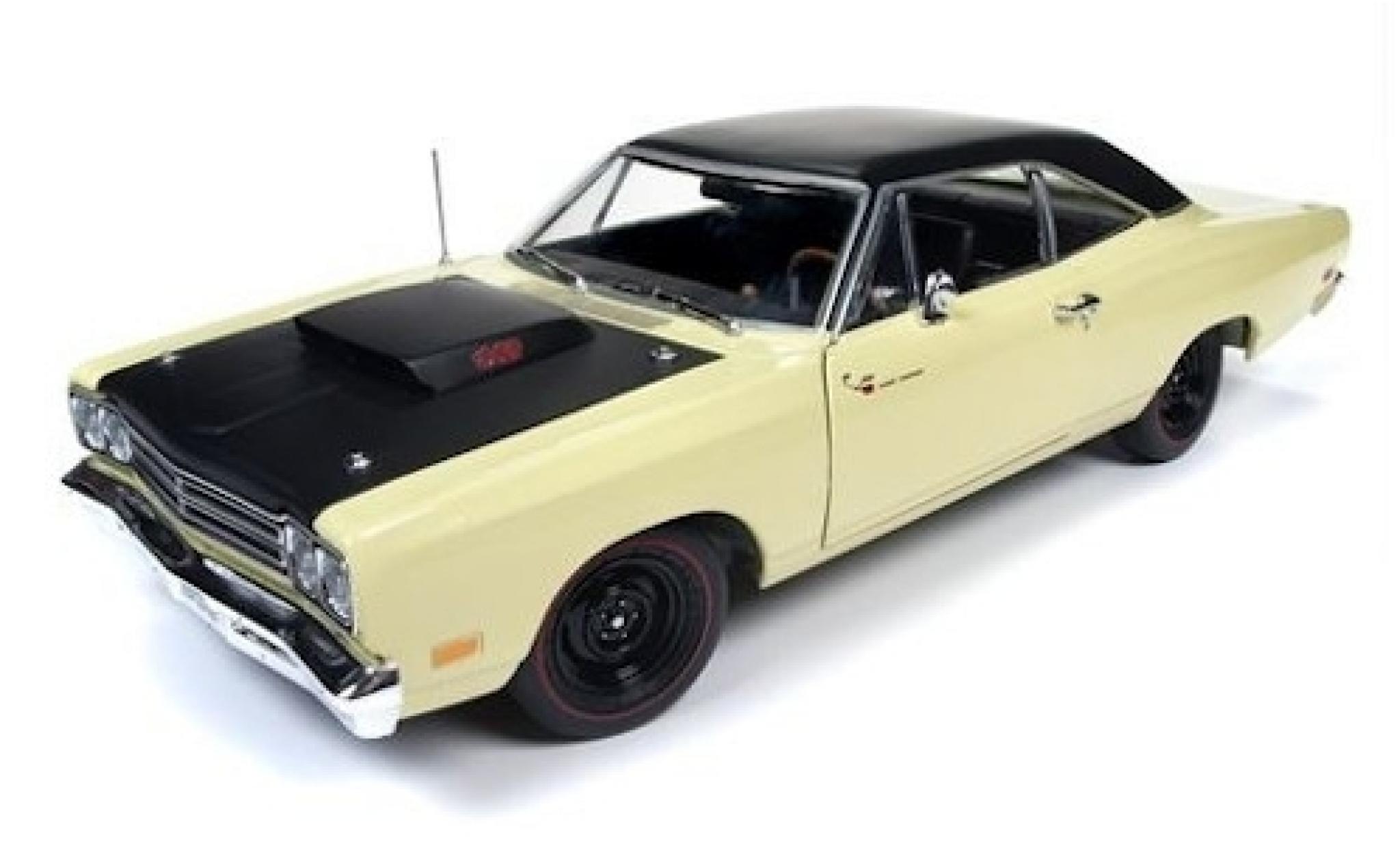 Plymouth Road Runner 1/18 Auto World yellow/black 1969 diecast model cars