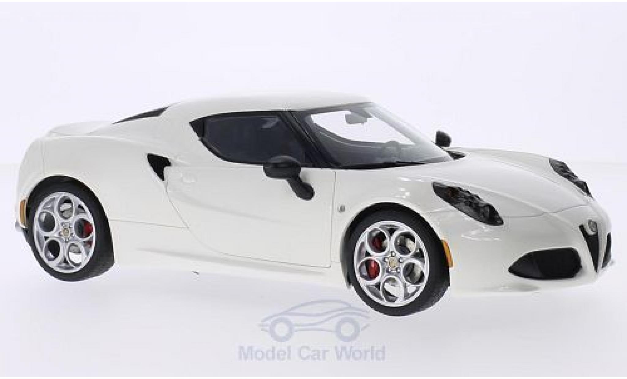 Alfa Romeo 4C 1/18 AUTOart metallic white 2013 diecast model cars