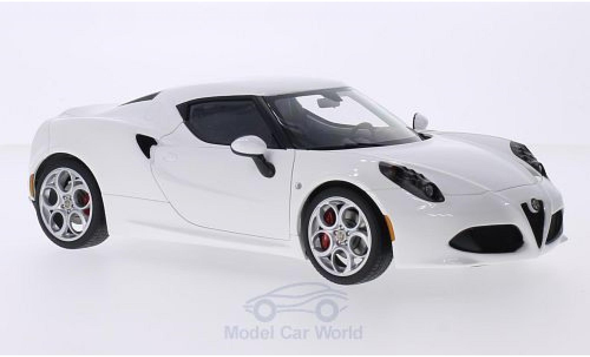 Alfa Romeo 4C 1/18 AUTOart white 2013 diecast model cars