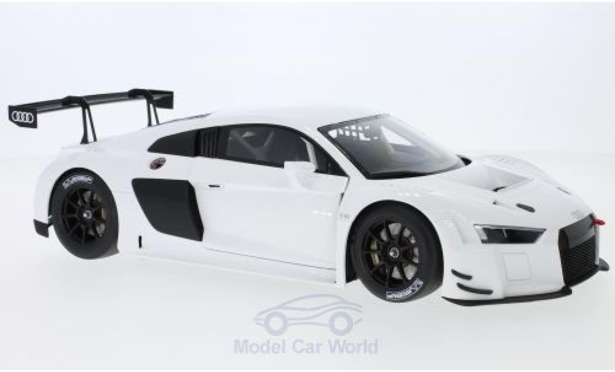 Audi R8 1/18 AUTOart LMS white 2016 Plain Body Version diecast model cars