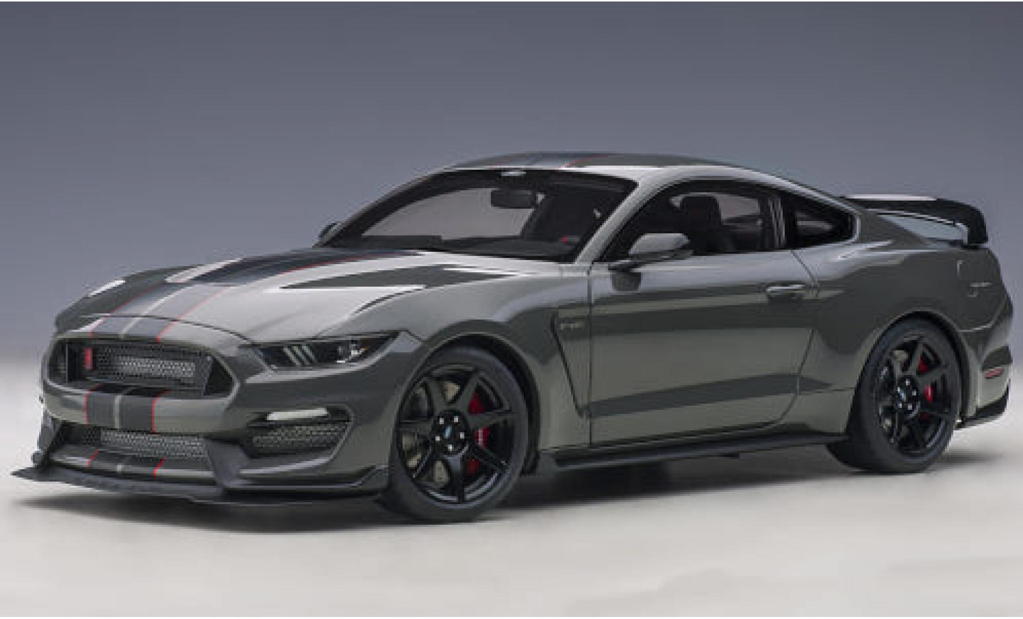Ford Mustang 1/18 AUTOart Shelby GT-350R metallic grey/matt-black 2017 diecast model cars