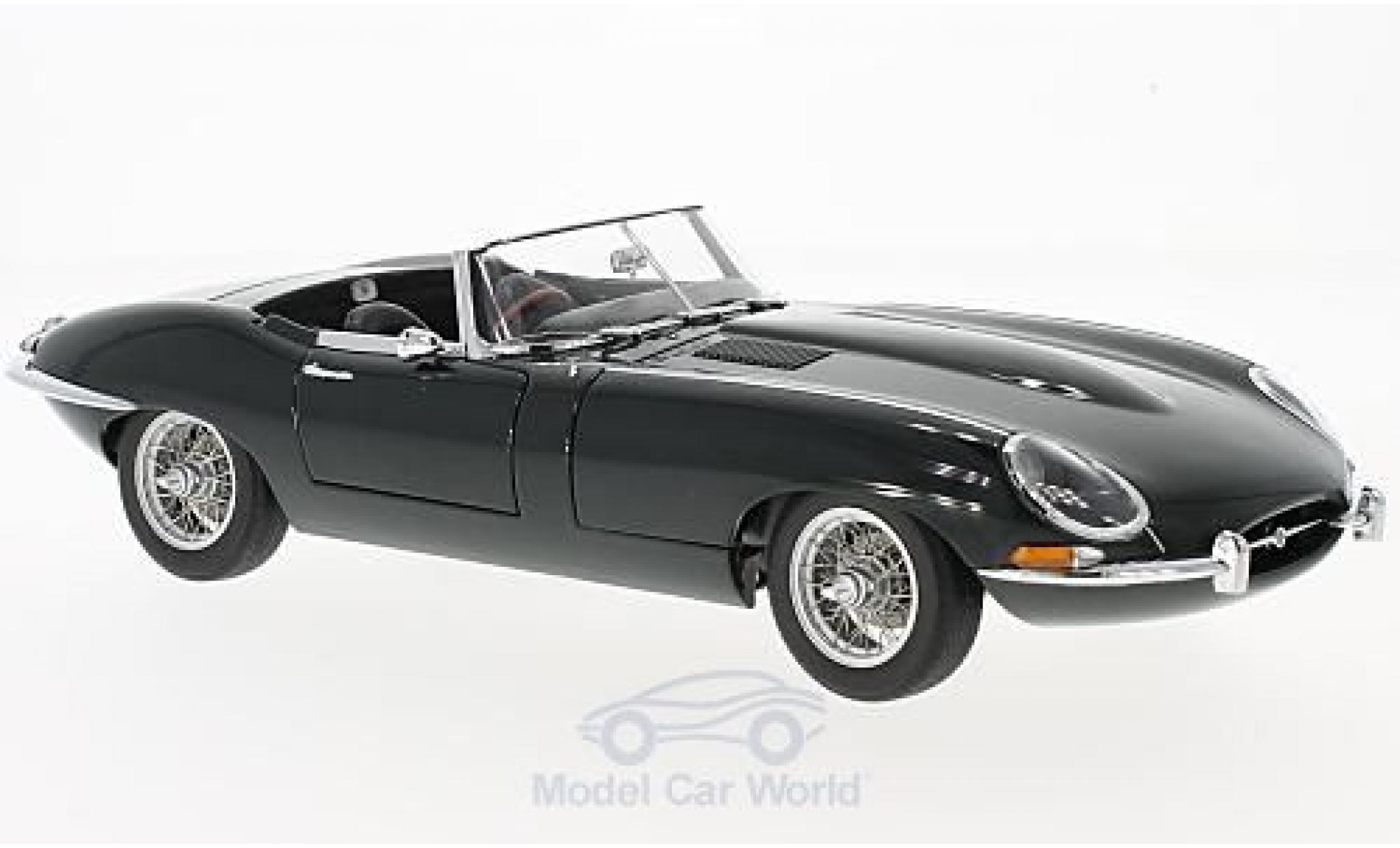 Jaguar E-Type 1/18 AUTOart Roadster Series I 3.8 green RHD 1961 diecast model cars