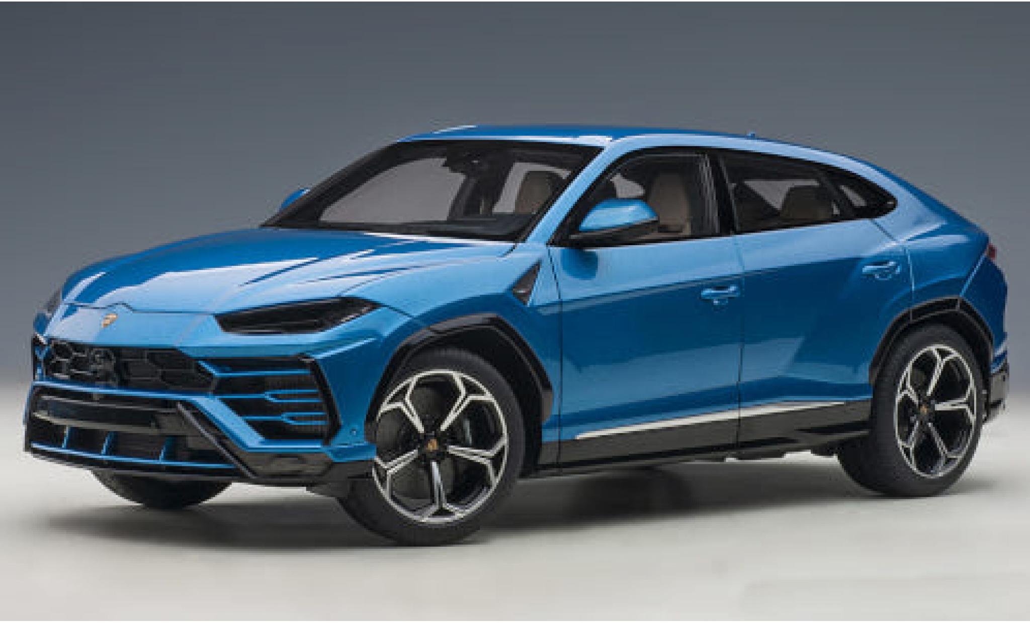 Lamborghini Urus 1/18 AUTOart metallic blue 2018 diecast model cars