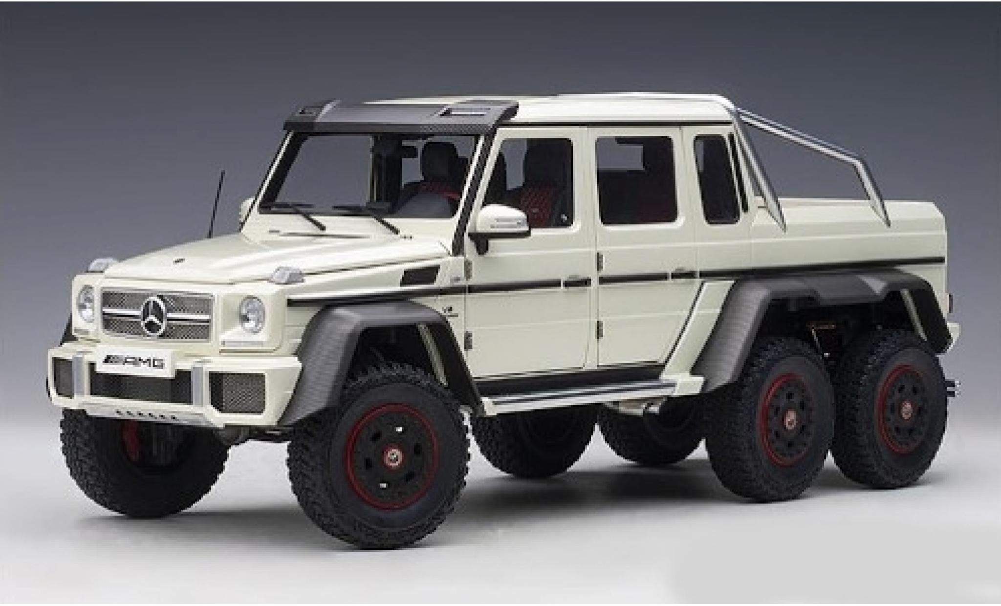 Mercedes Classe G 1/18 AUTOart G63 AMG 6x6 matt-white 2013 diecast model cars