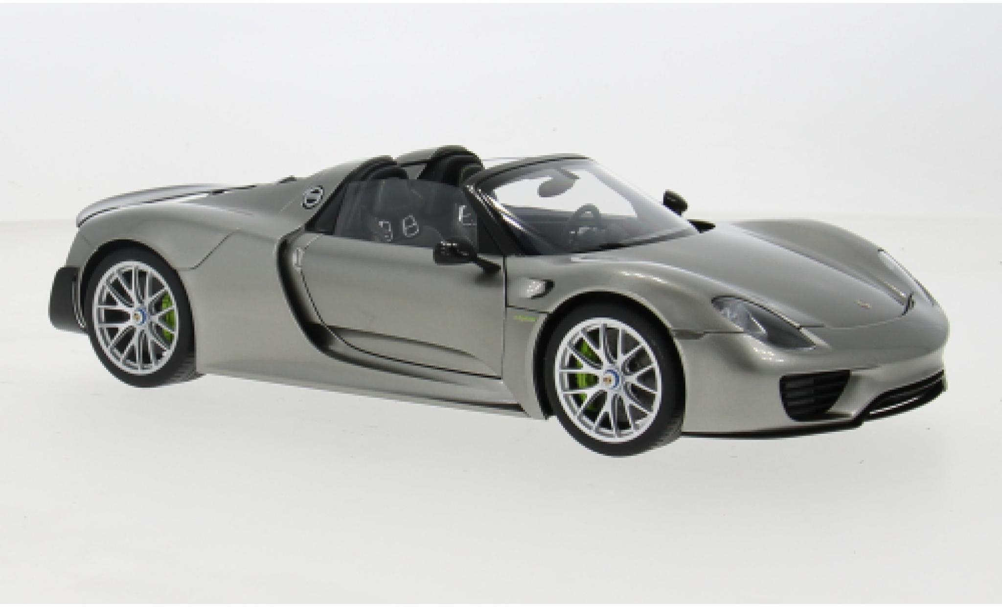 Porsche 918 1/18 AUTOart Spyder Weissach Package silver 1:18 diecast model cars