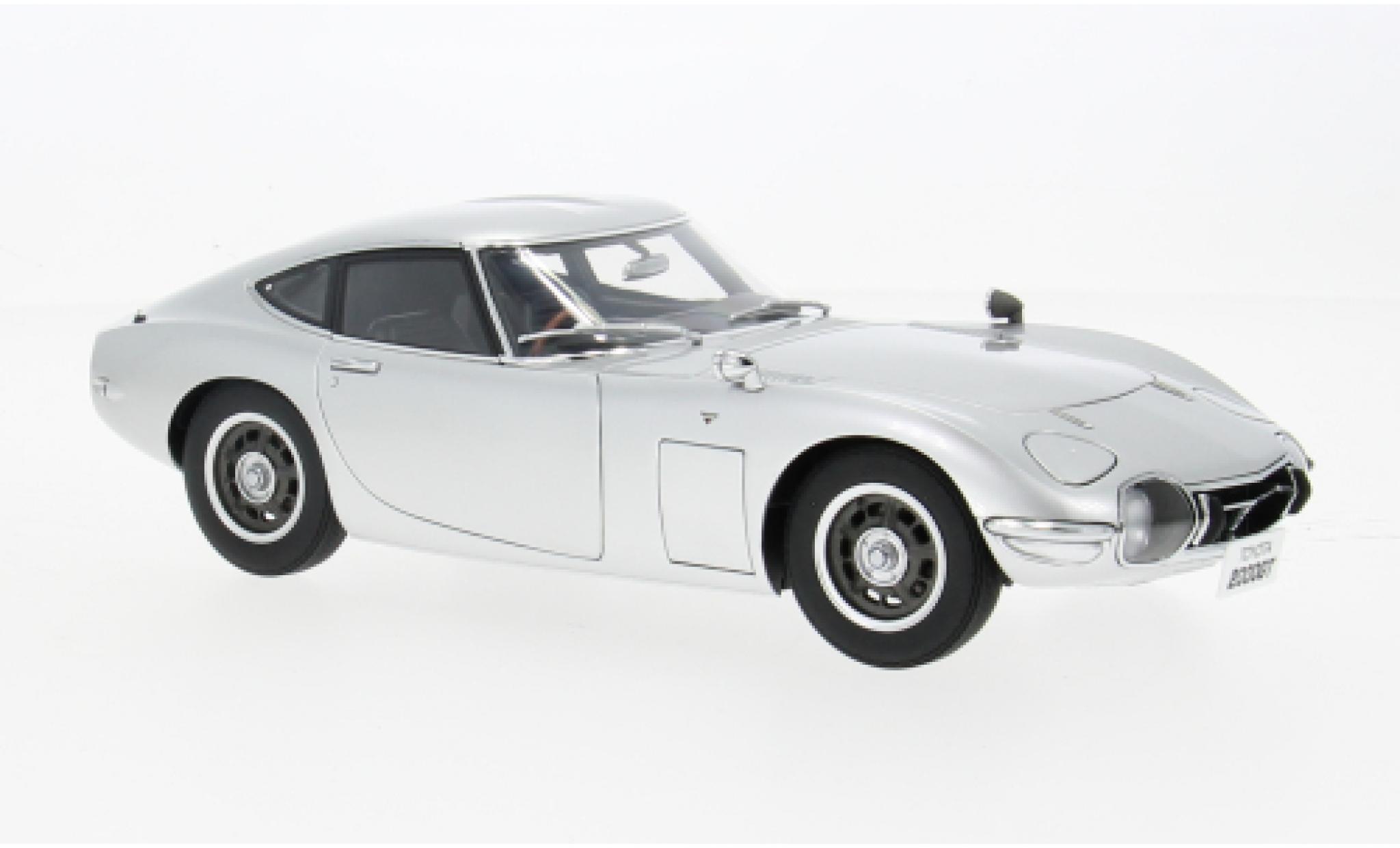 Toyota 2000 GT 1/18 AUTOart silver 1967 1:18 diecast model cars