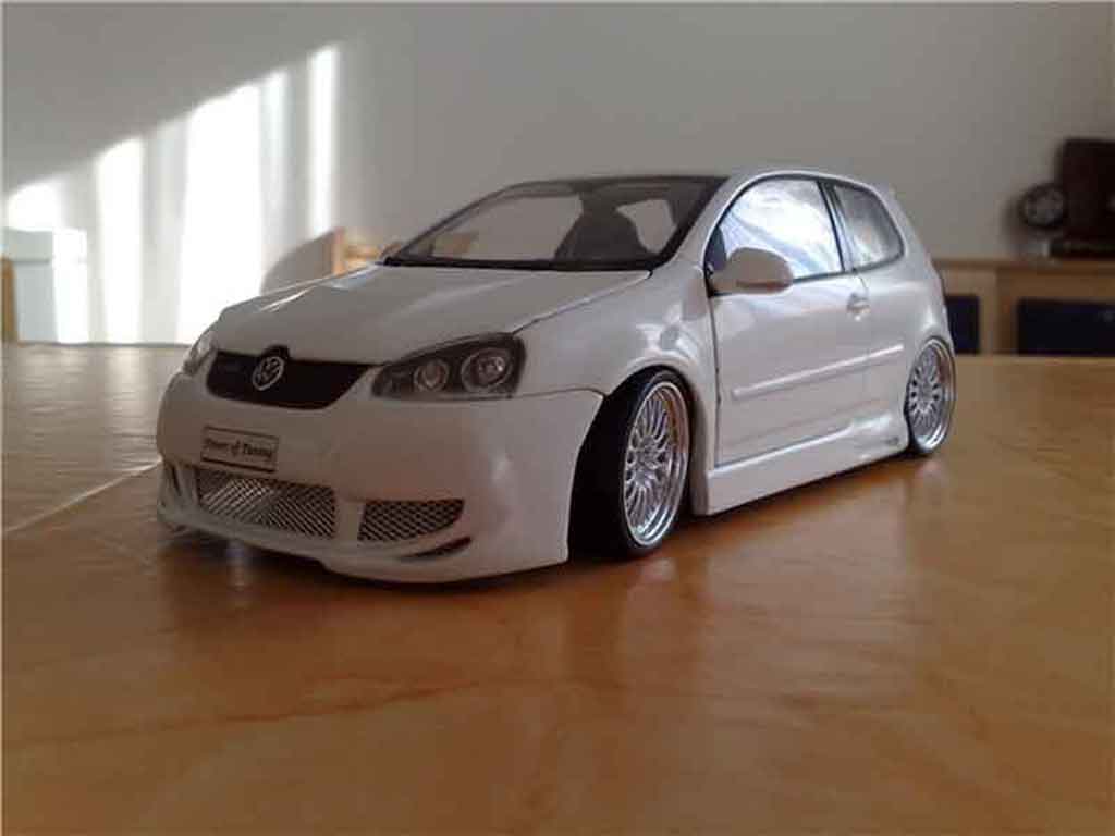 Volkswagen Golf V GTI 1/18 Norev V GTI white jantes bbs diecast model cars