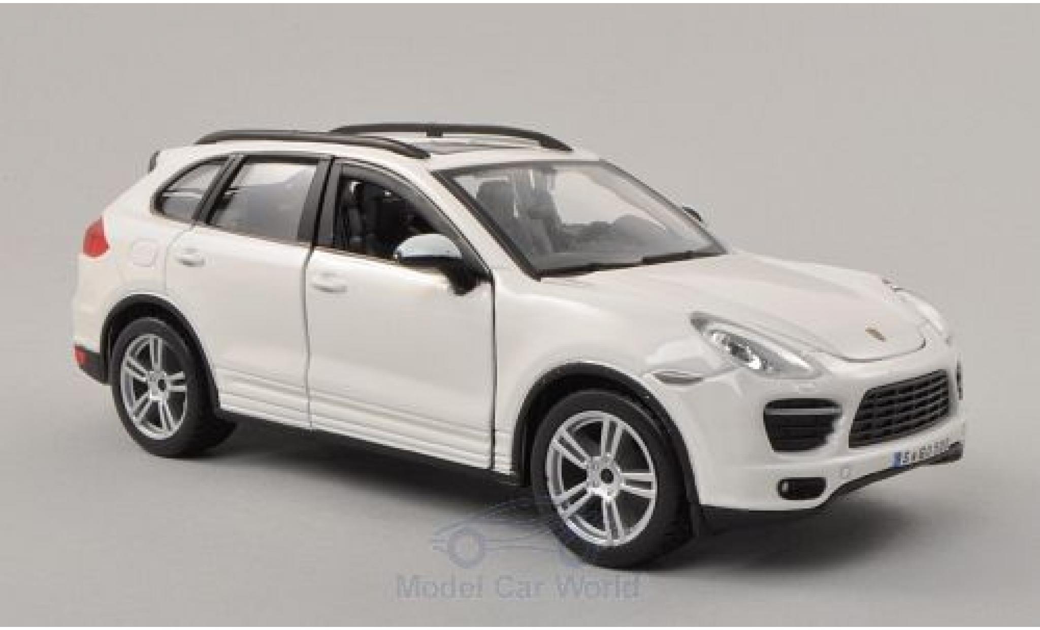 Porsche Cayenne Turbo 1/24 Burago (92A) Turbo white ohne Vitrine diecast model cars