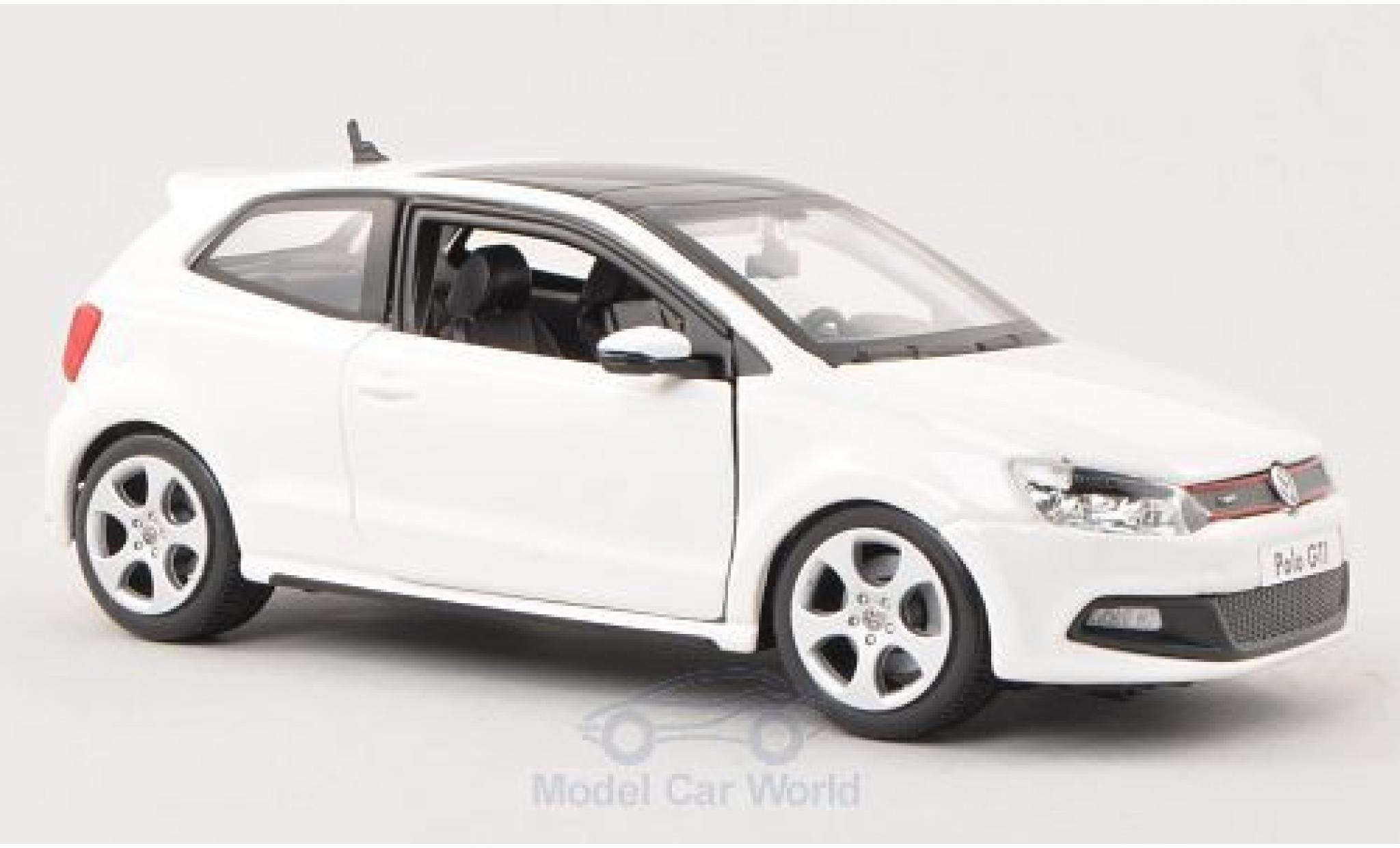 Volkswagen Polo 1/24 Burago V GTI white diecast model cars