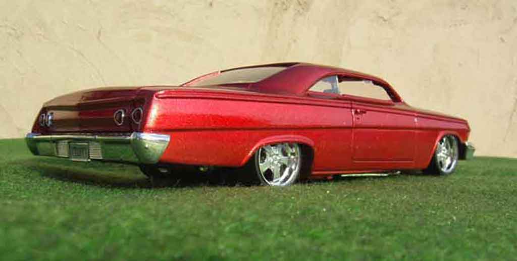 Chevrolet Bel Air Coupe 1962 low rider wolverine-marvel 1/18 Maisto