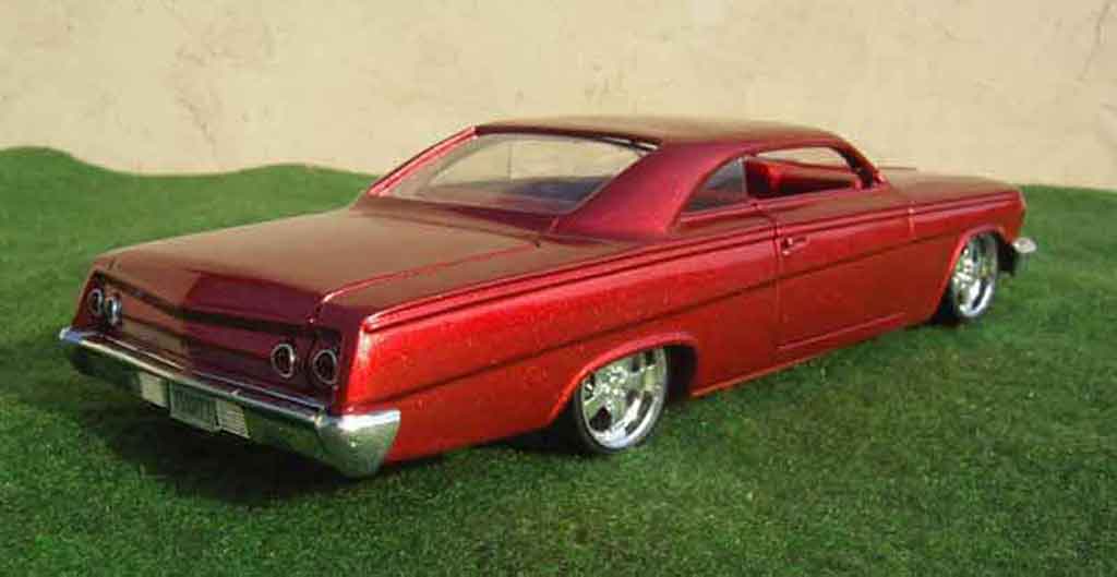 Chevrolet Bel Air Coupe 1962 low rider wolverine-marvel 1/18 Maisto